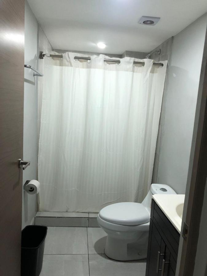 Hotel Hc Express Monterrey Extérieur photo