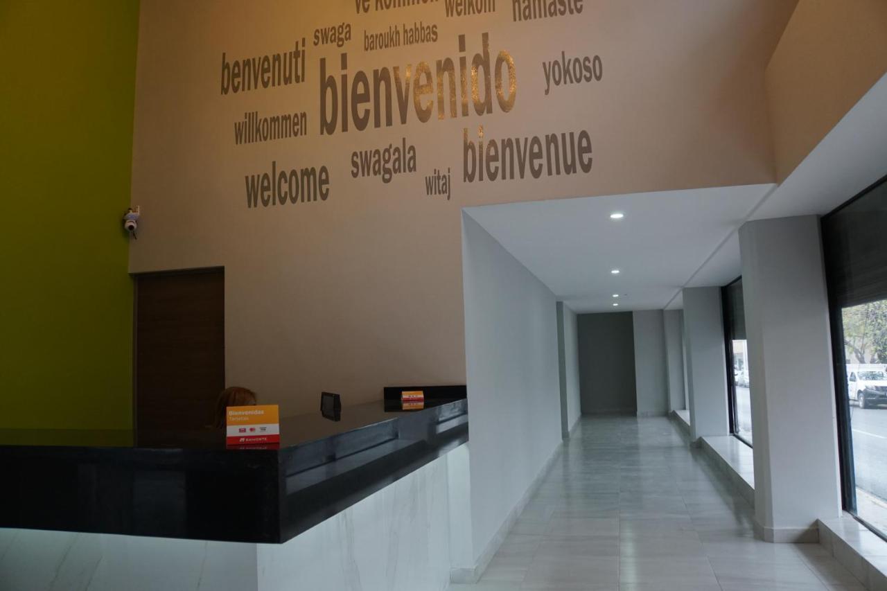 Hotel Hc Express Monterrey Extérieur photo