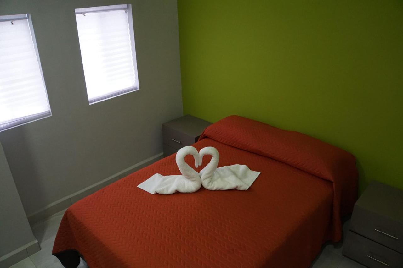 Hotel Hc Express Monterrey Extérieur photo